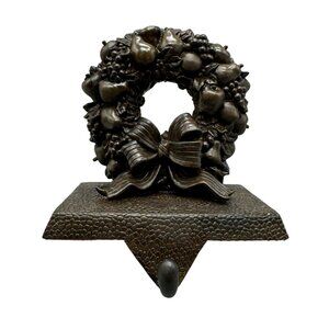 Hold everything Bronze Look Cast Iron Wreath Stocking Holder Christmas 5x5" READ